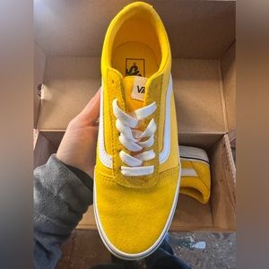 New Vans Ward sneakers yellow size 7